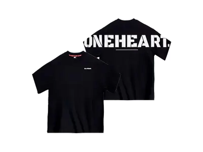 ONE HEART OVERSIZED T-SHIRT BLACK